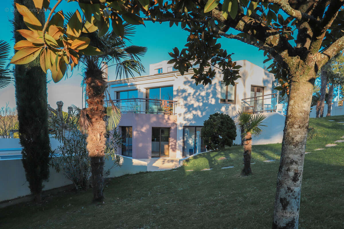 Maison à SAINT-PALAIS-SUR-MER