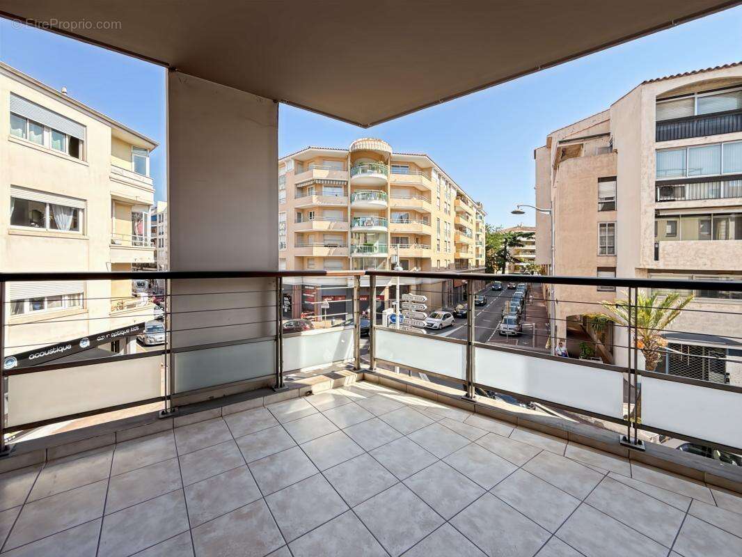 Appartement à SAINT-RAPHAEL