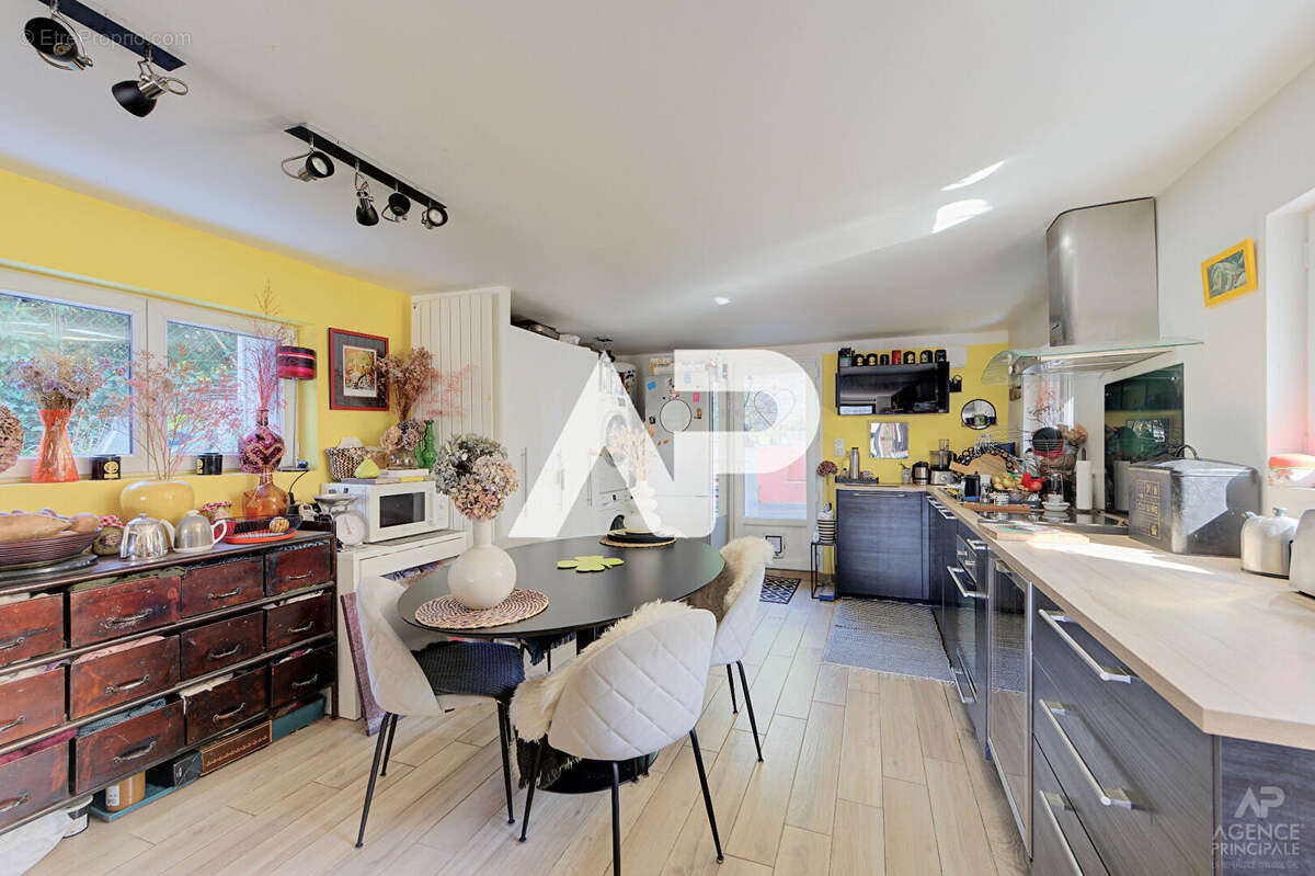 Maison à RUEIL-MALMAISON