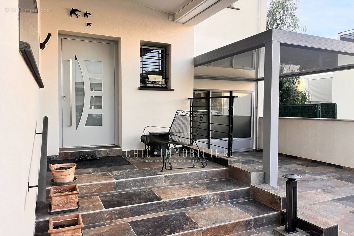 Maison à LATOUR-BAS-ELNE