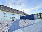 Maison à VERCEL-VILLEDIEU-LE-CAMP