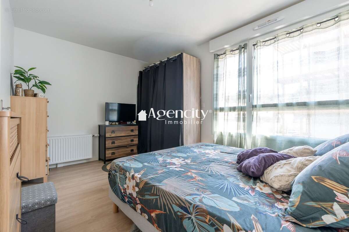 Appartement à TORCY