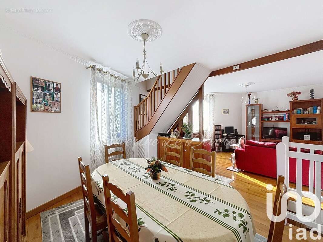 Photo 6 - Appartement à SAINT-PRIX