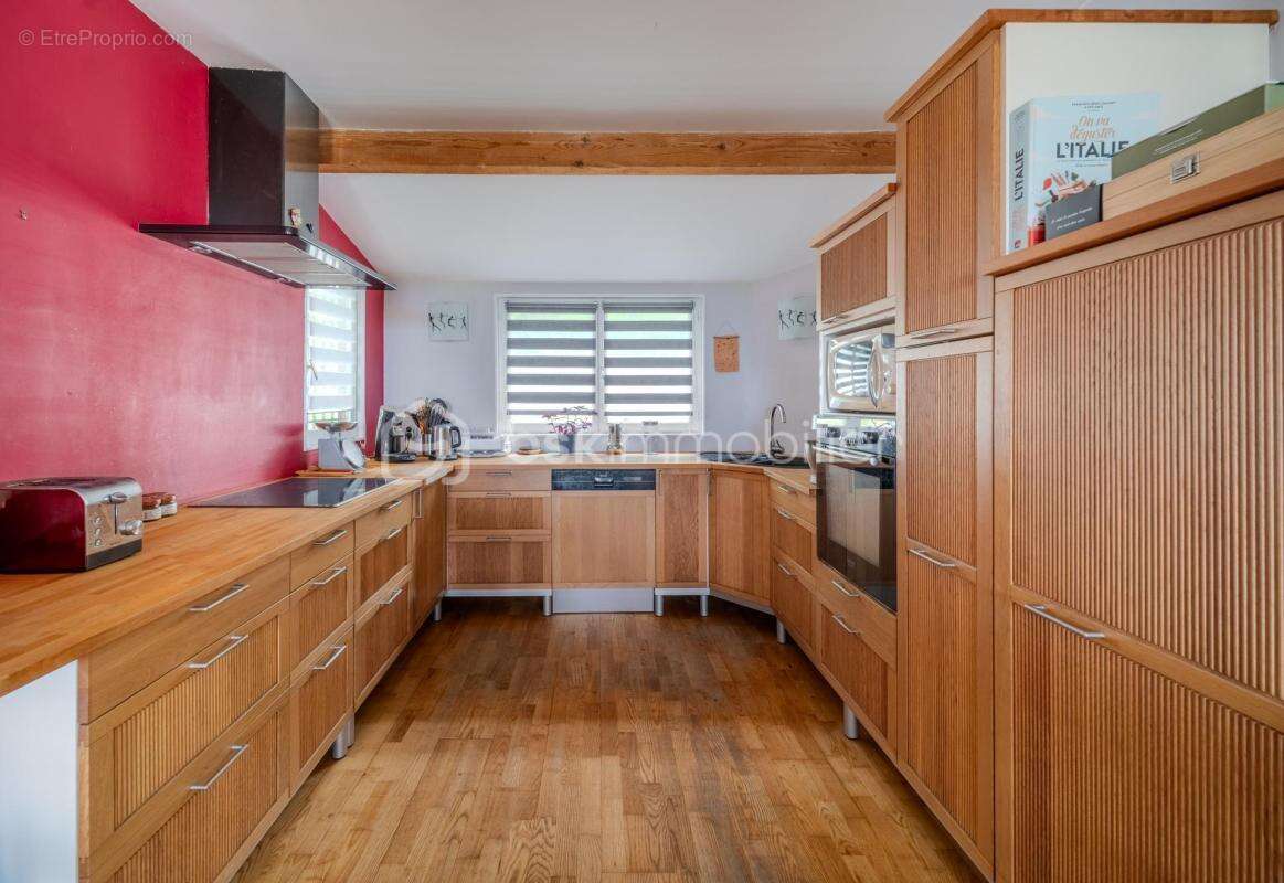 Maison de plain-pied 145m2, terrasse et jardin arboré avec vue panoramique – Amance - photo 5
