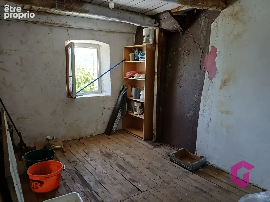 Corps de ferme isolé - photo 8
