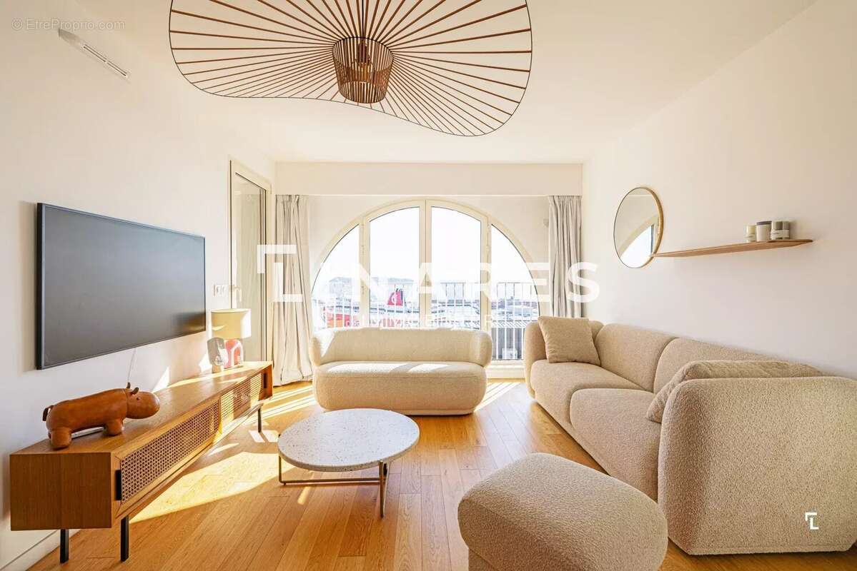 SOLSTICE - Appartement T3 de 79m² - Terrasse 10m² - 13002 JOLIETTE - photo 3