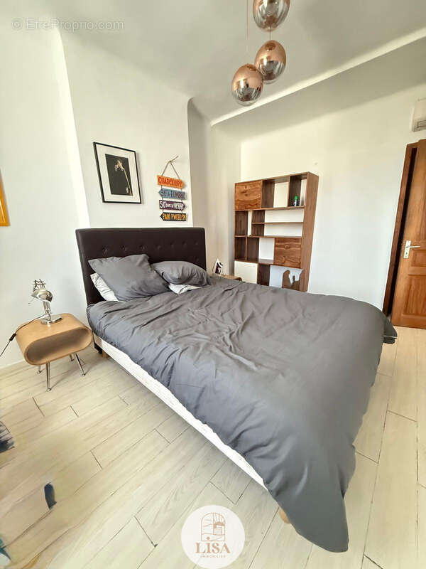 Appartement à MARSEILLE-6E