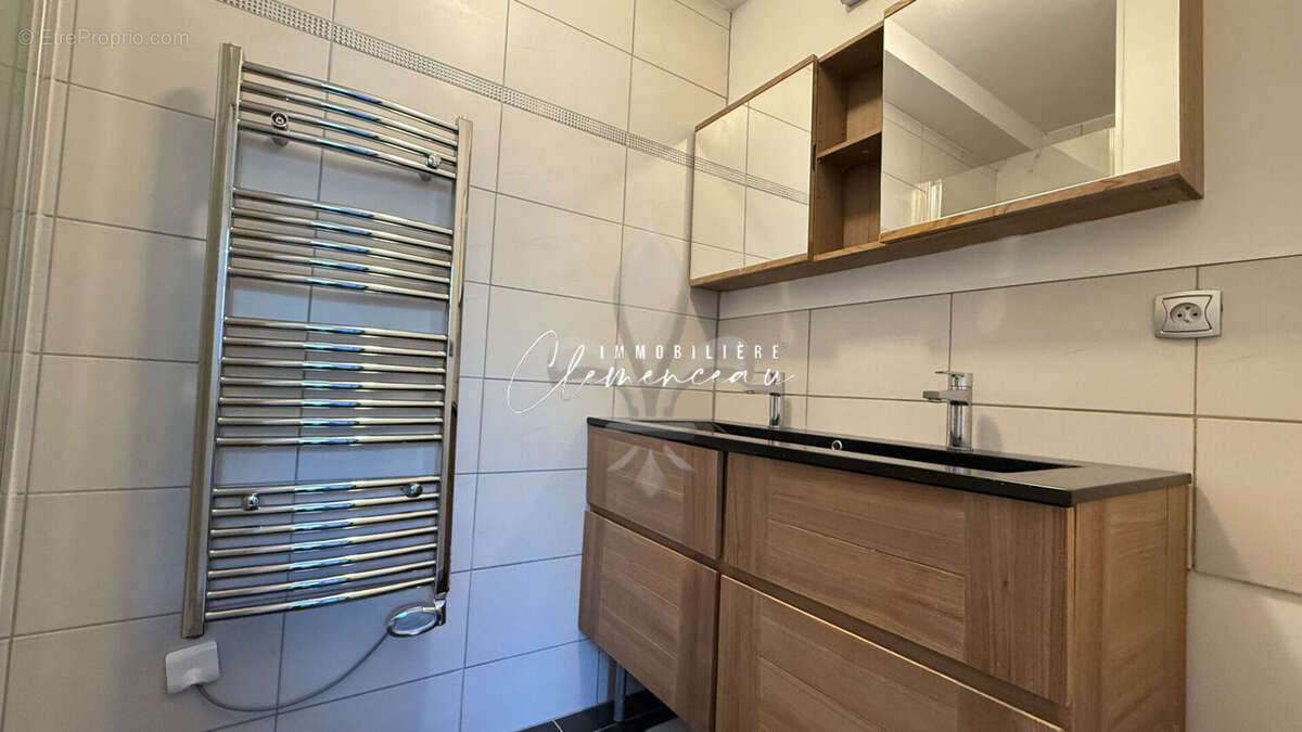 Maison familiale avec piscine - Secteur résidentiel recherché - photo 9