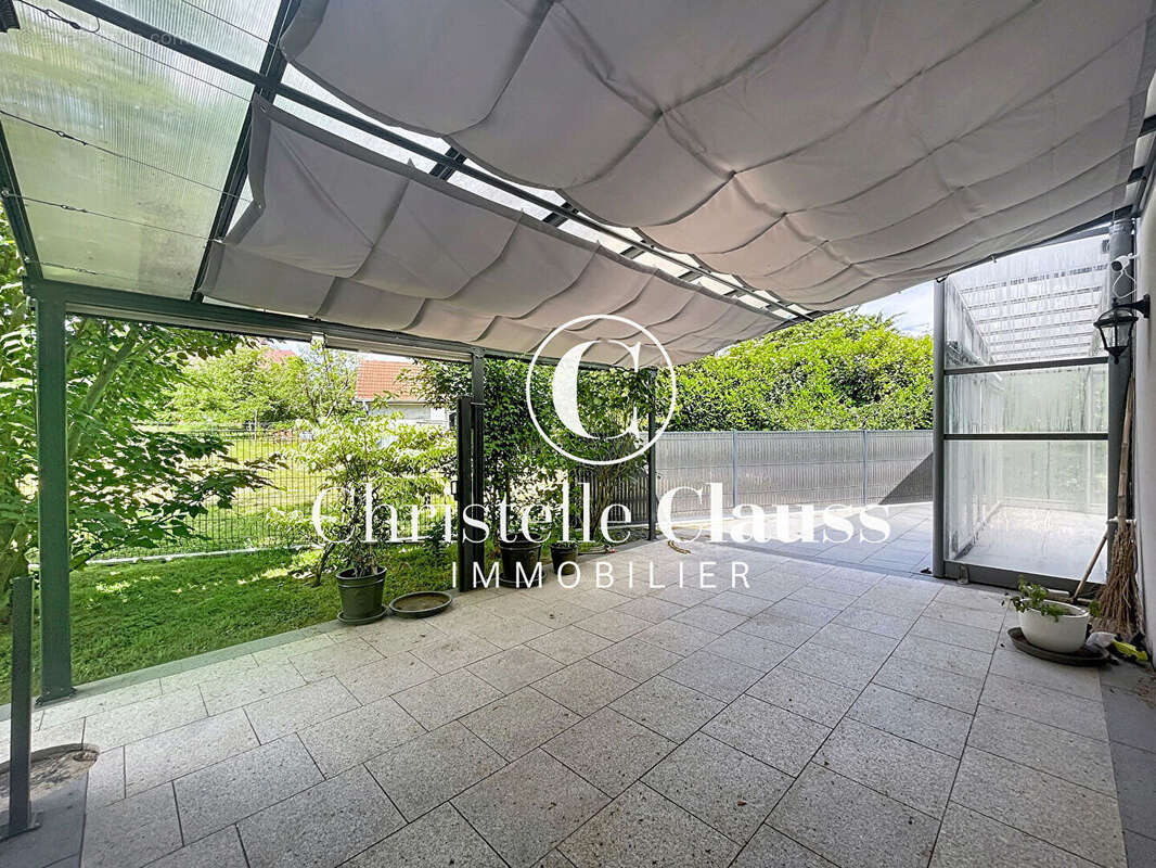 BURNHAUPT-LE-BAS - Maison familiale de 181 m²  tout confort avec piscine chauffée - photo 15