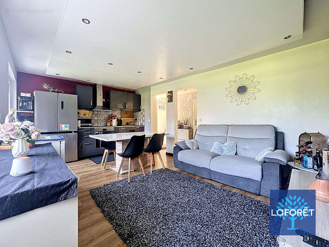 Appartement à MORANGIS