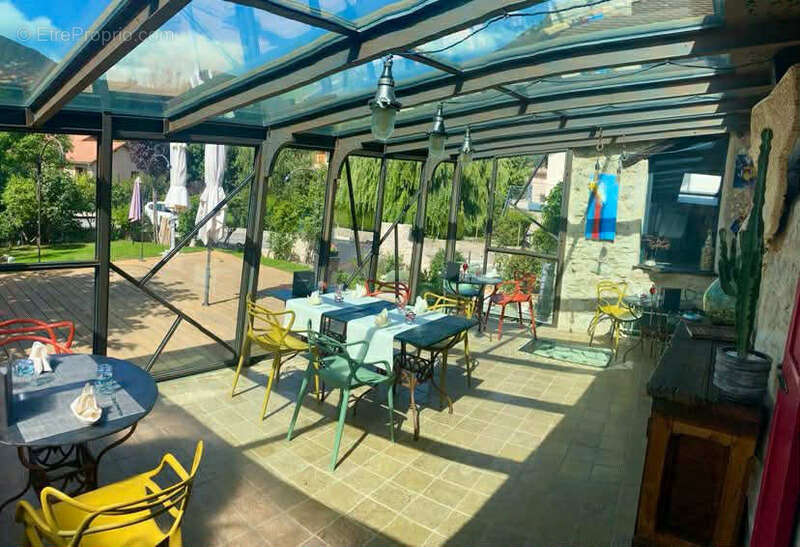 Appartement à VEYNES