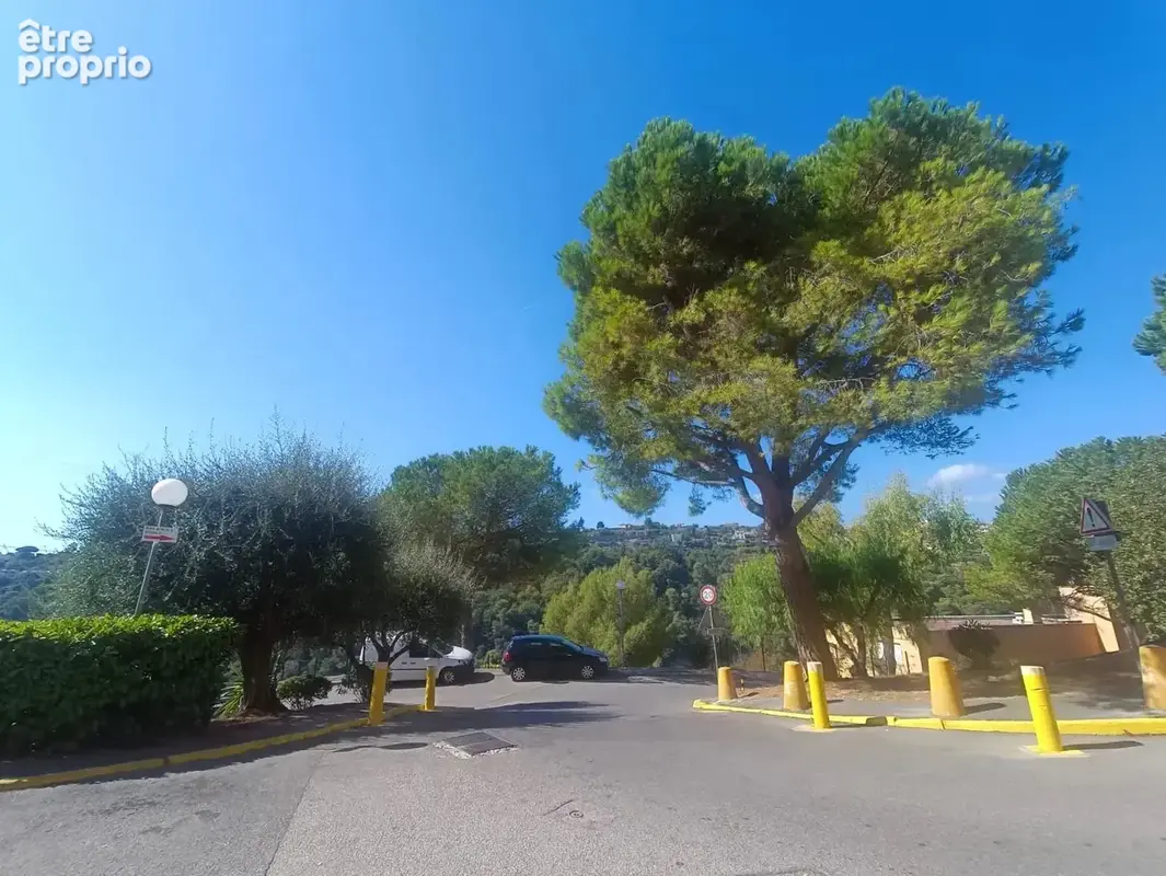 NICE - LA COSTIERE - 2P - 55m² - ascenseur - terrasse- cave - parking - photo 12