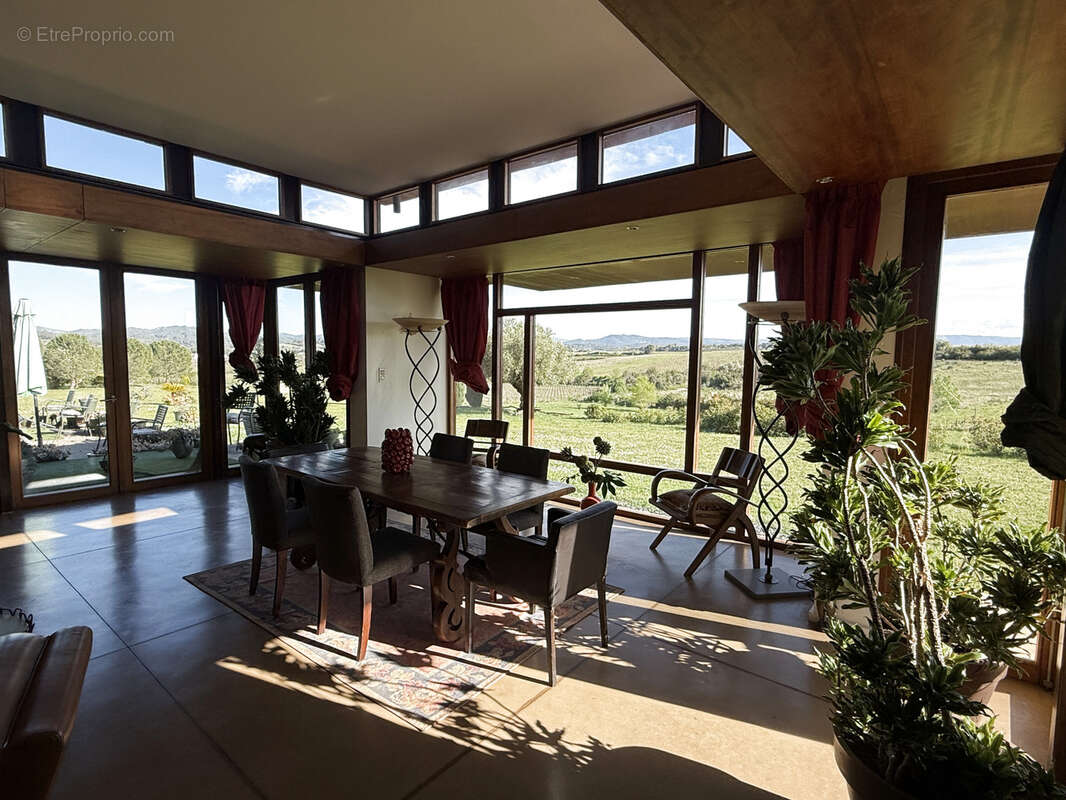 Maison à COUFFOULENS