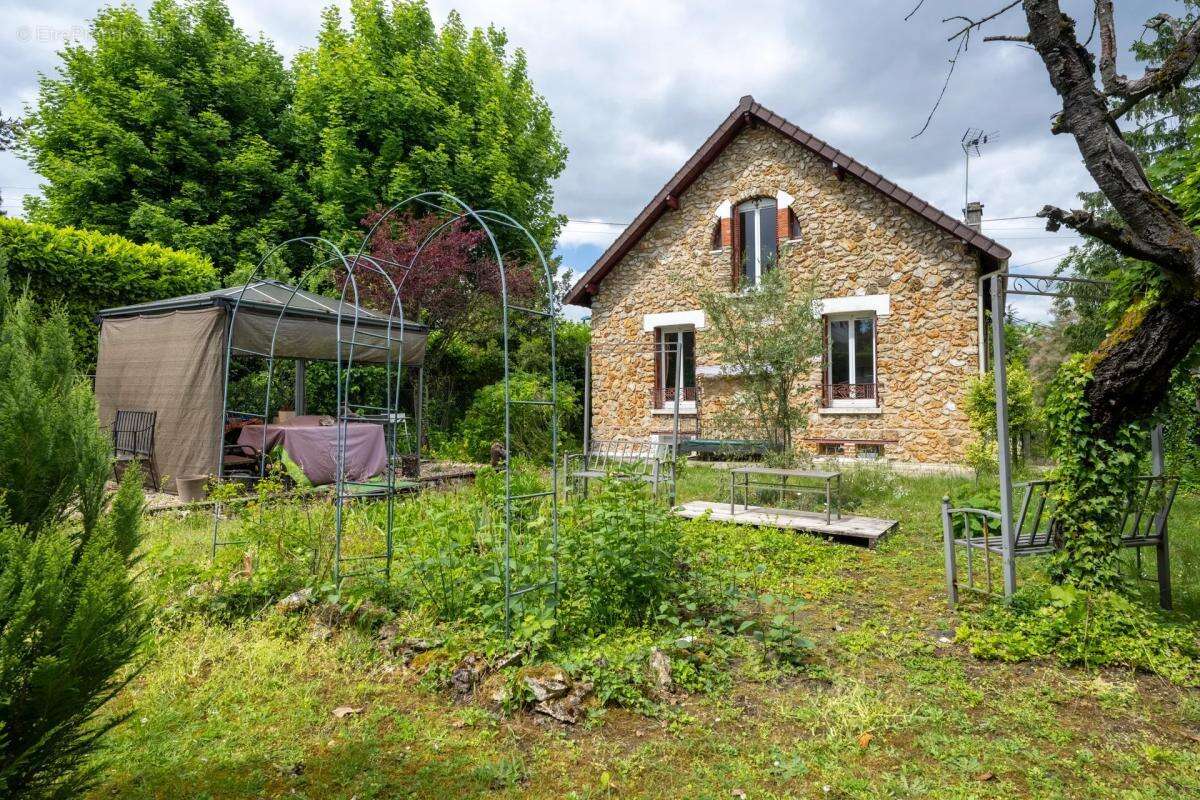 Maison à PONTOISE