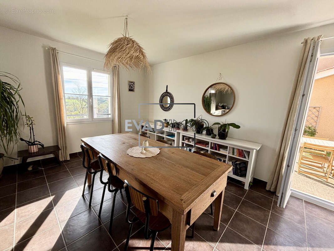 Maison à SAINT-MEDARD-EN-FOREZ