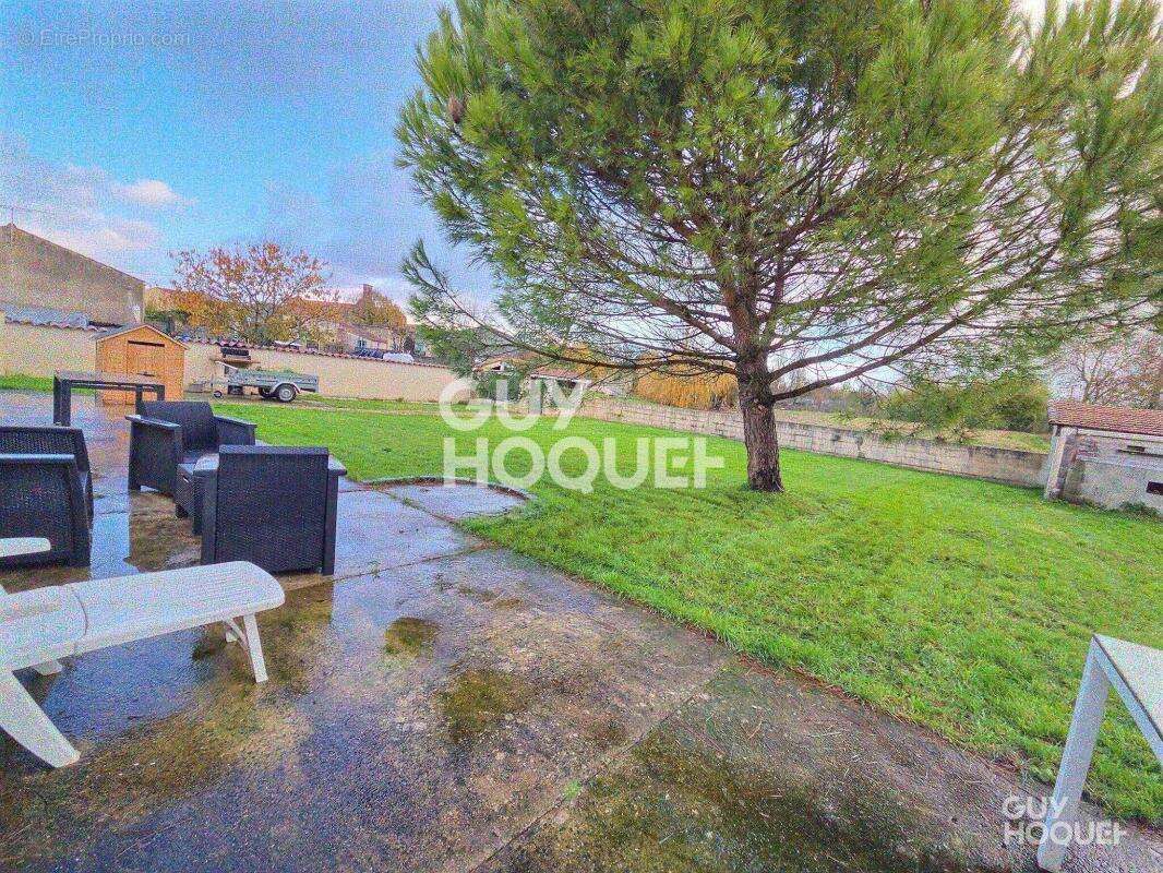 Maison à SAINT-CREPIN