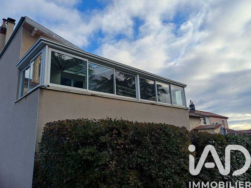 Photo 1 - Maison à SAINT-MARTIN-LA-PLAINE