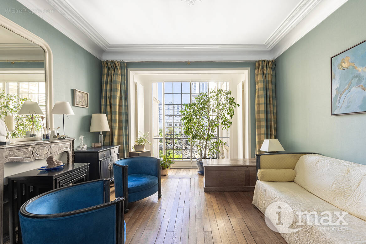Appartement à BOIS-COLOMBES
