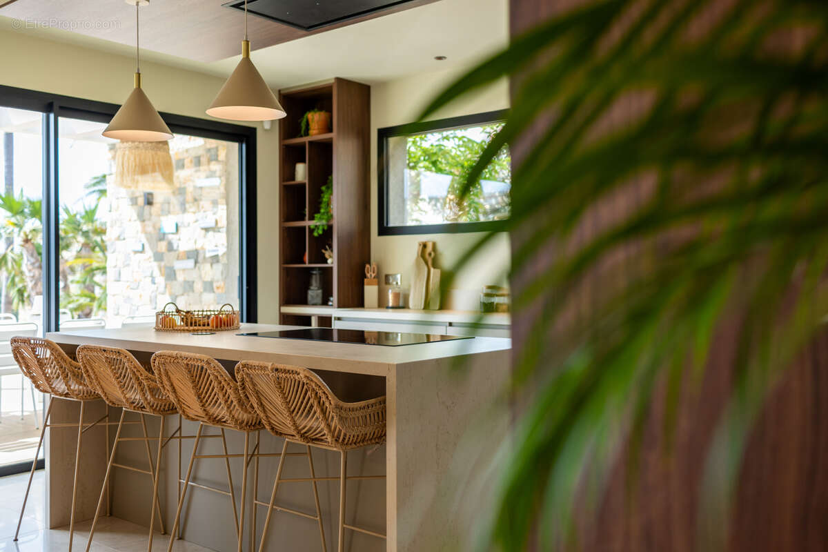 Maison à CARQUEIRANNE