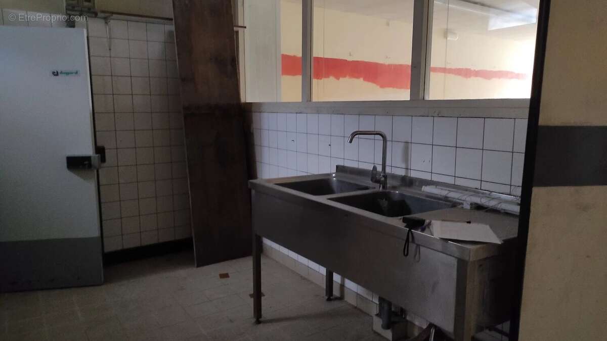 Commerce à SEUIL-D'ARGONNE