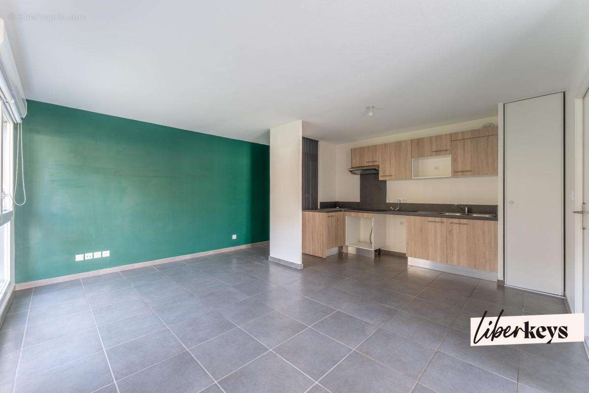 Appartement T3 I PESSAC I Jardin 60² I Terrasse 30 m² I 2 parkings en sous-sol - photo 2