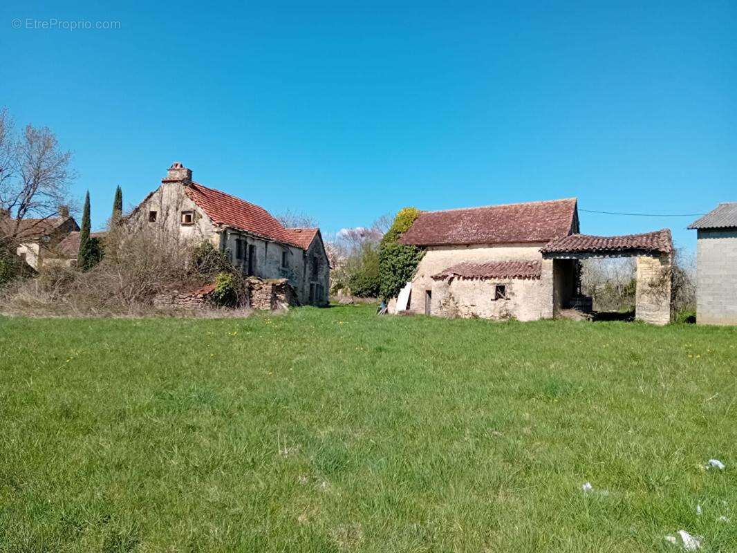 Maison à PARISOT