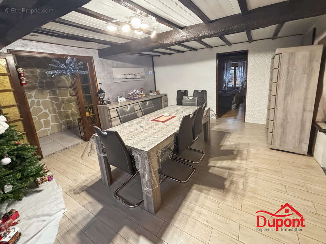 Maison à BOURG-FIDELE