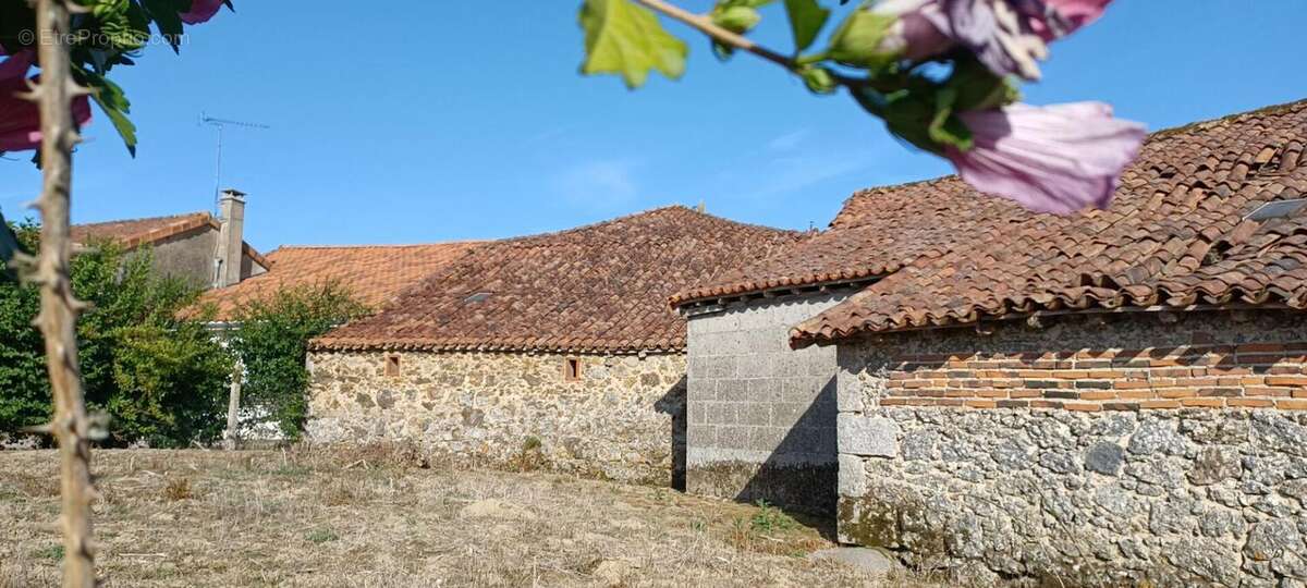 Maison à L'ABSIE