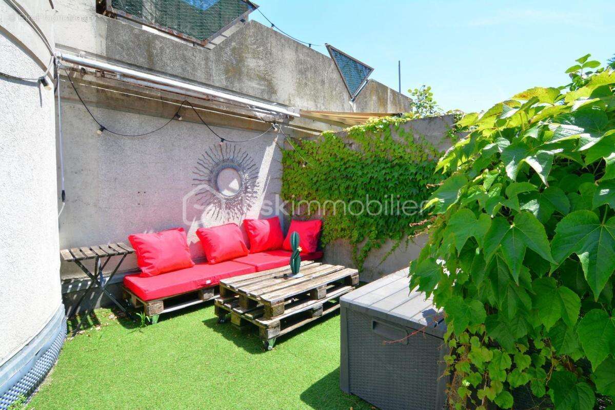 Appartement à SAINT-MARTIN-D'HERES