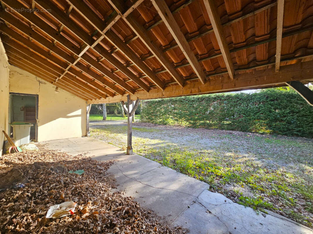 Demeure de caractère au cœur de la ville   450m2 -10 chambres- piscine sur parc de 8000m2 Coliving-Coworking- - photo 12