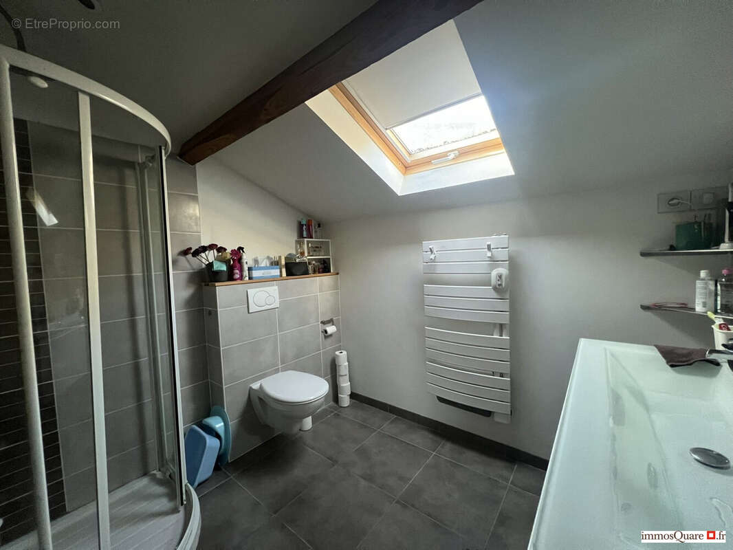 Appartement à CROLLES