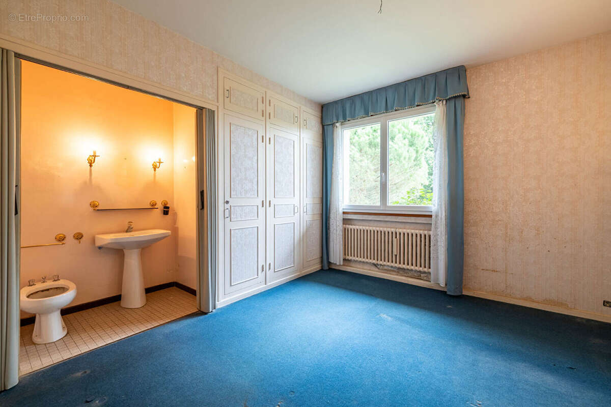 Maison à VILLENEUVE-DE-MARSAN