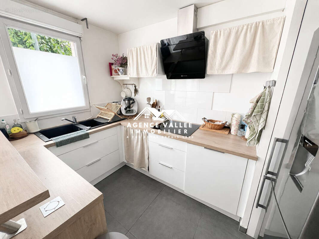 Appartement à CORBEIL-ESSONNES