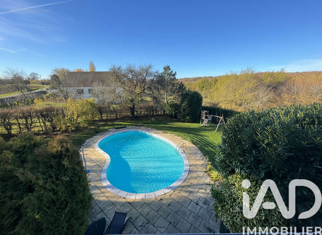 Photo 4 - Maison à CERISIERS