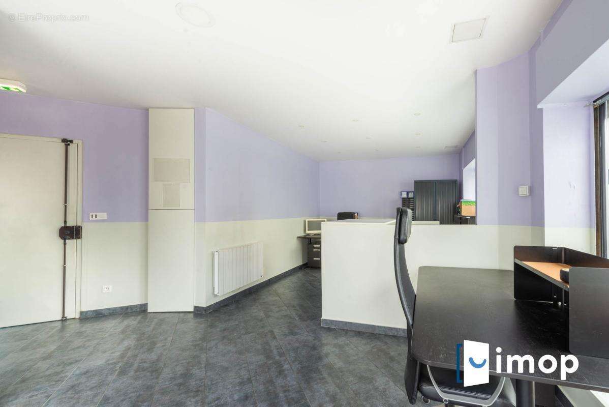 Local commercial d'angle avec une belle rentabilité - photo 6