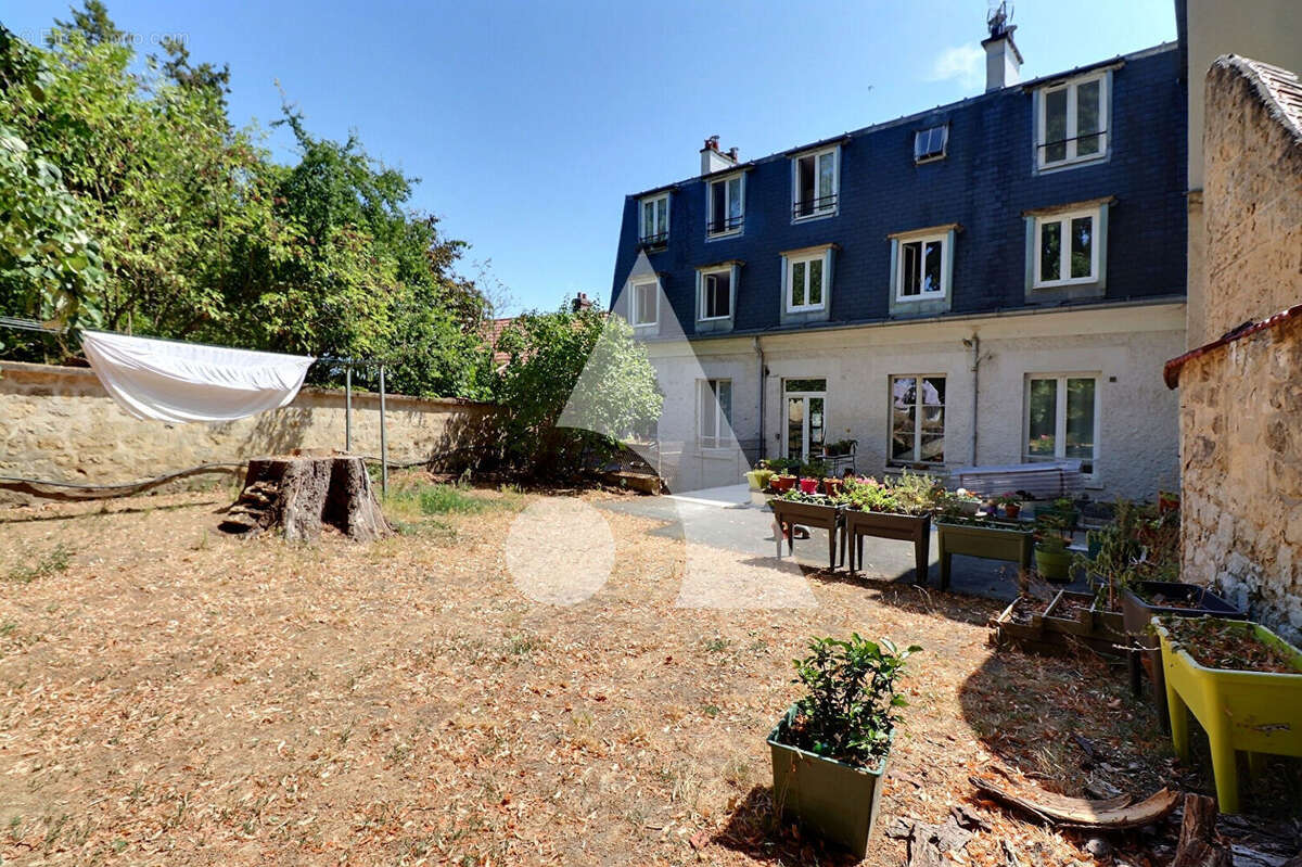 Immeuble de rapport de 8 logements - Centre-ville d'Auvers-sur-Oise - photo 2