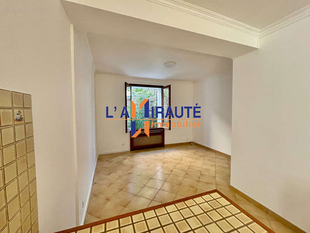 Appartement à CARRIERES-SUR-SEINE