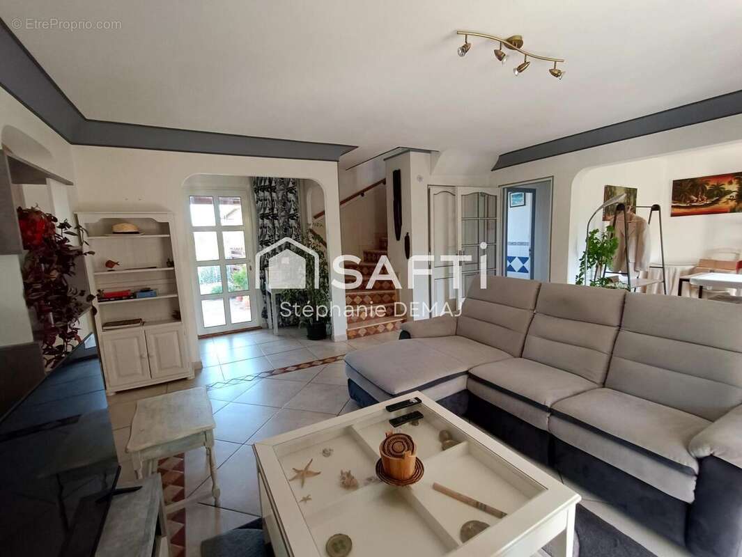 Photo 6 - Maison à LE MUY