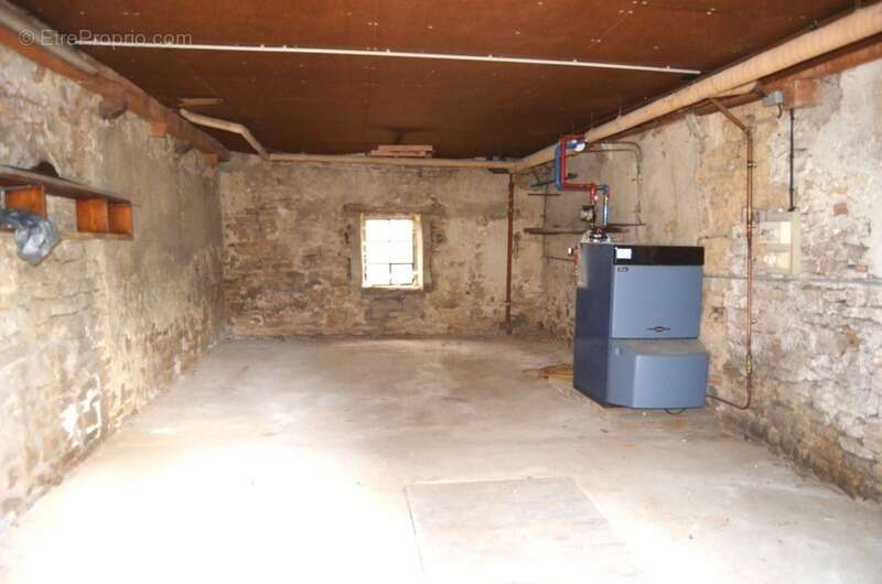 Maison à LONS-LE-SAUNIER