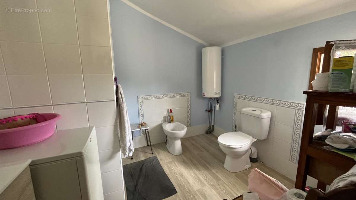 Maison à SAINT-LEGER-DU-BOIS