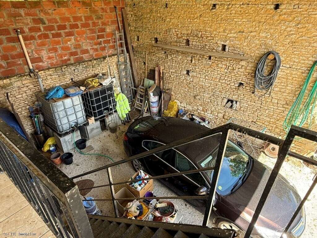 Maison de Caractère avec 5 Chambres Avec Terrain, 6 Minutes d'Aunac-Sur-Charente - photo 21