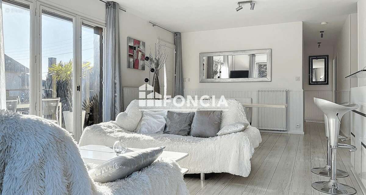 Maison à TROUVILLE-SUR-MER