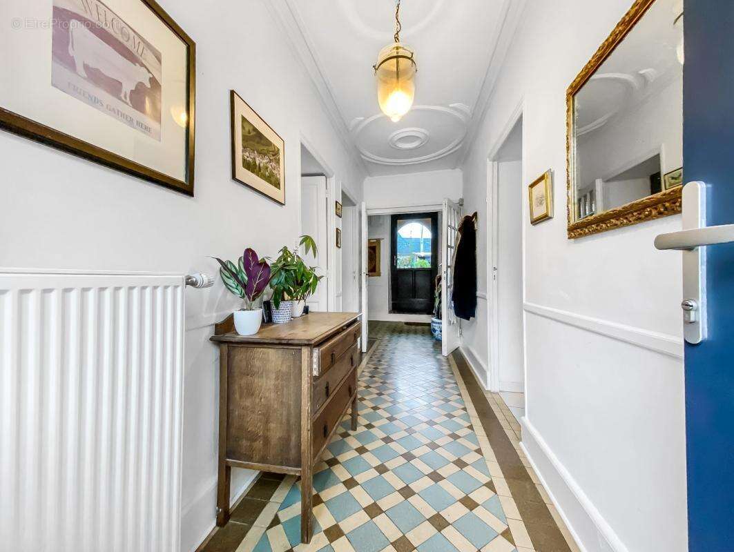 Appartement à ERNEE