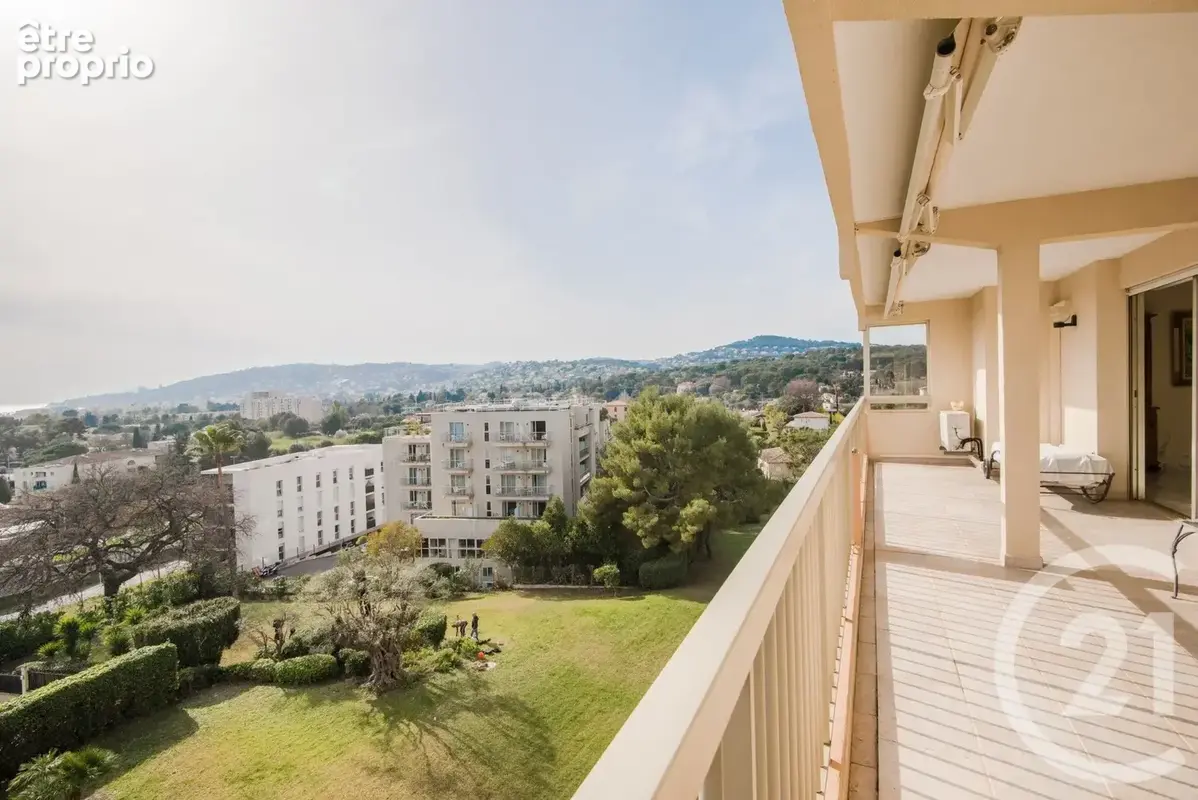 Appartement 4 pièces 103 m² à vendre à Antibes (06160) - photo 3