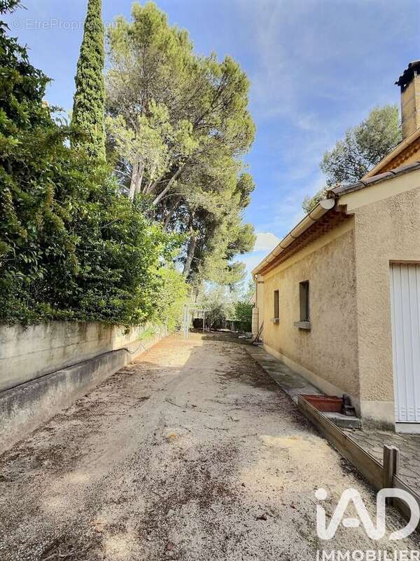 Photo 3 - Maison à CHATEAURENARD