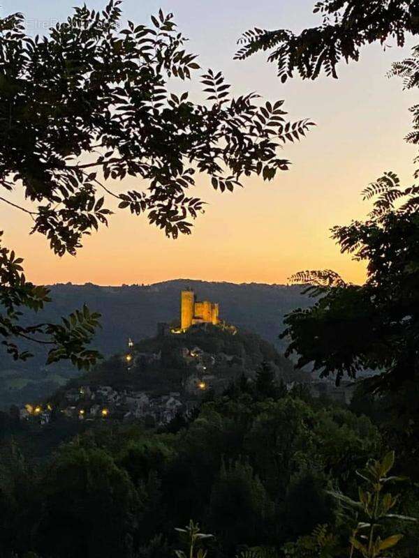 Maison en pierres de 140 m² avec vue panoramique sur Najac - photo 11