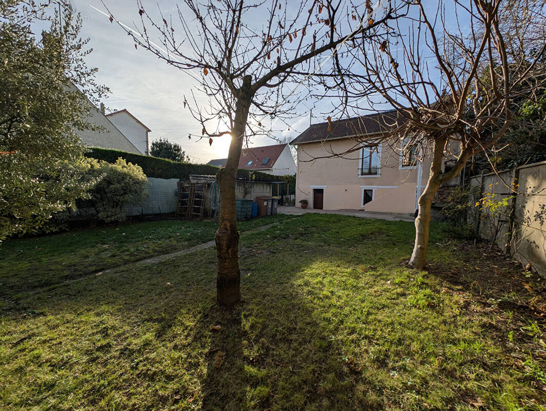 Maison à HOUILLES