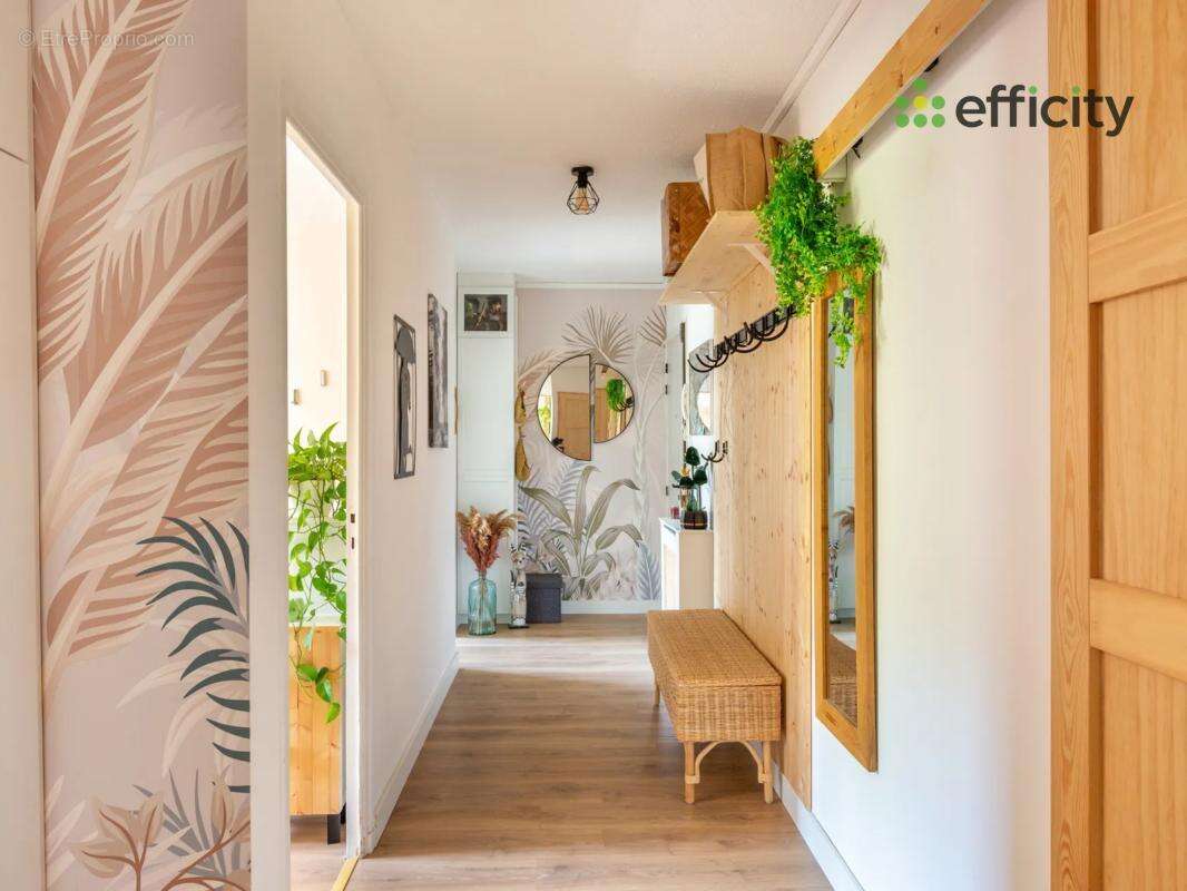 Appartement à BOURGOIN-JALLIEU