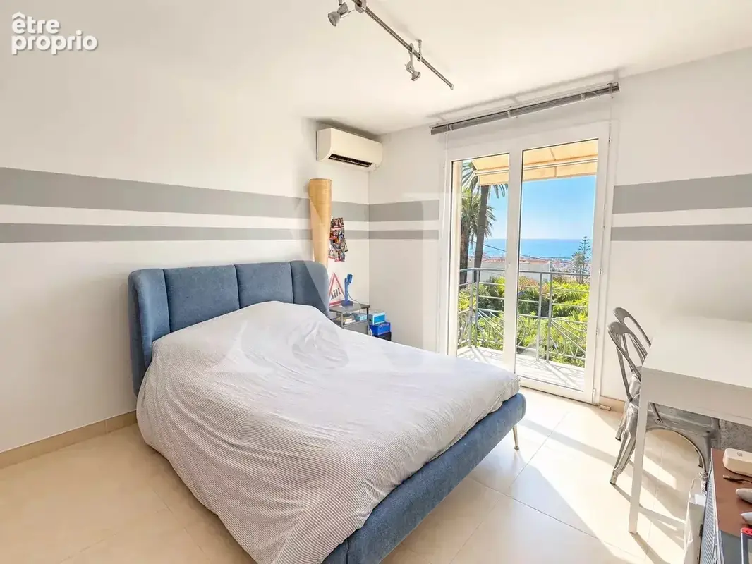 Vue mer - villa contemporaine avec piscine - photo 9
