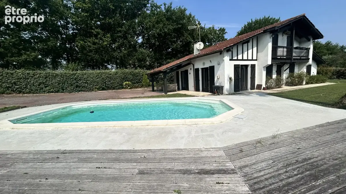 Photo Maison à Urrugne au prix de 880 000€